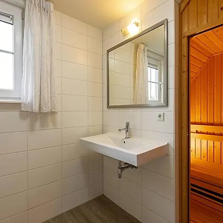 In Arcen With Private Sauna Access Hotel